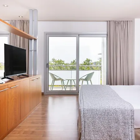 Rvhotels Nautic Park פלטחה ד'ארו