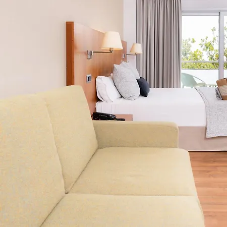 Hotel Rvhotels Nautic Park 4*