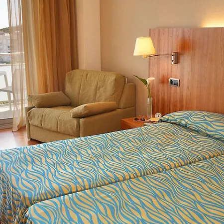 Rvhotels Nautic Park プラヤ・デアロ