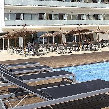 Rvhotels Nautic Park بلاتجا ذارو